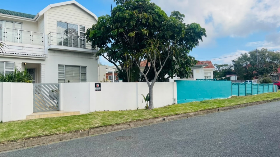 5 Bedroom Property for Sale in Greenfields Eastern Cape